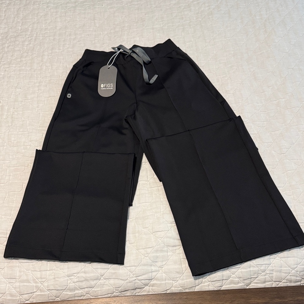 Figs Black Wide-Leg Drawstring Scrub Pants FORMX
